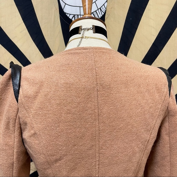 🌈 Stylish contemporary wool coat - Picture 6 of 11